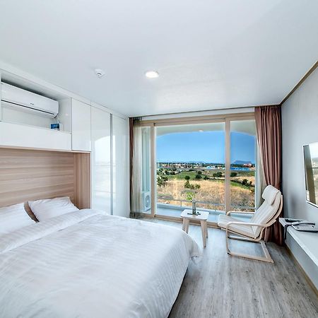 Go To Bed Resort Seogwipo Esterno foto