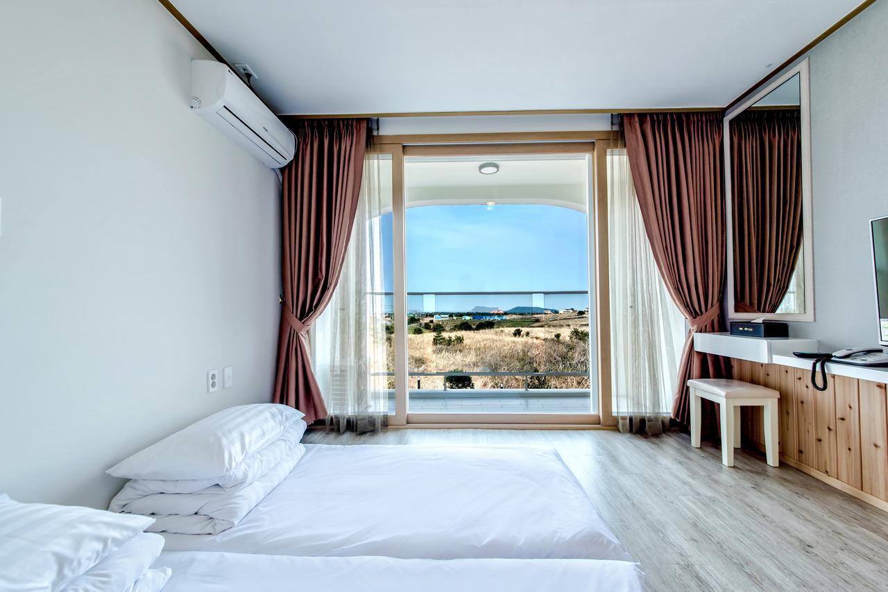 Go To Bed Resort Seogwipo Esterno foto