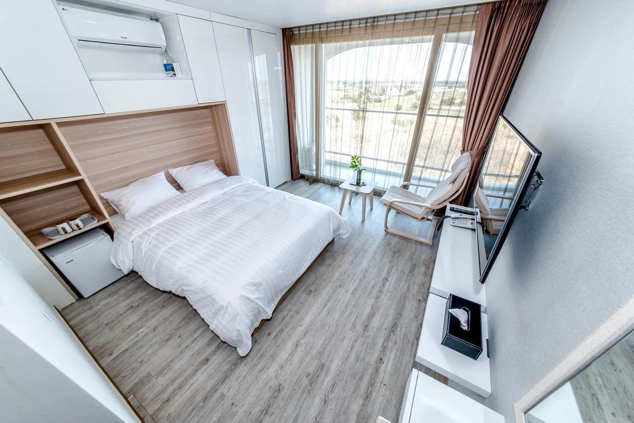 Go To Bed Resort Seogwipo Esterno foto