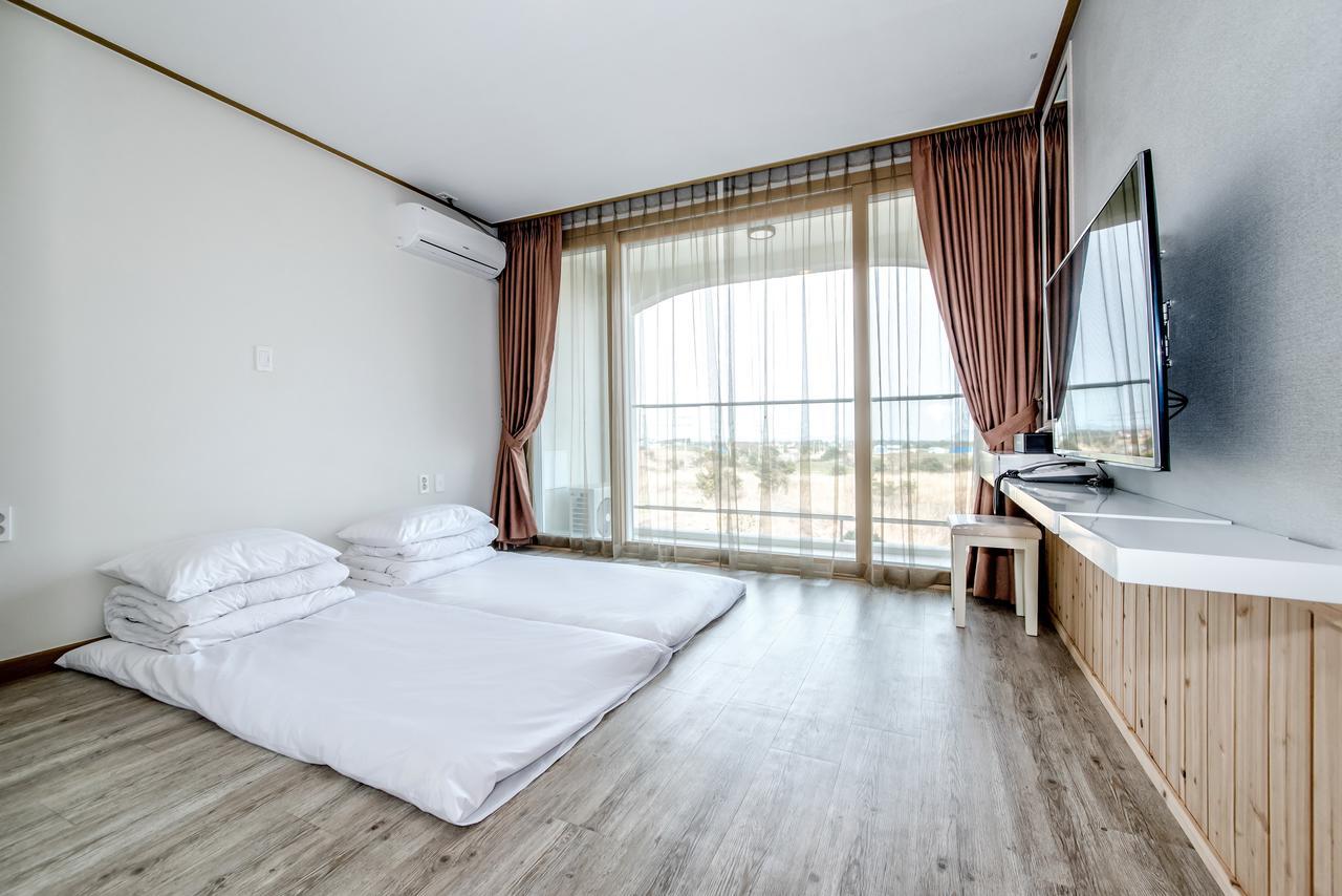 Go To Bed Resort Seogwipo Esterno foto