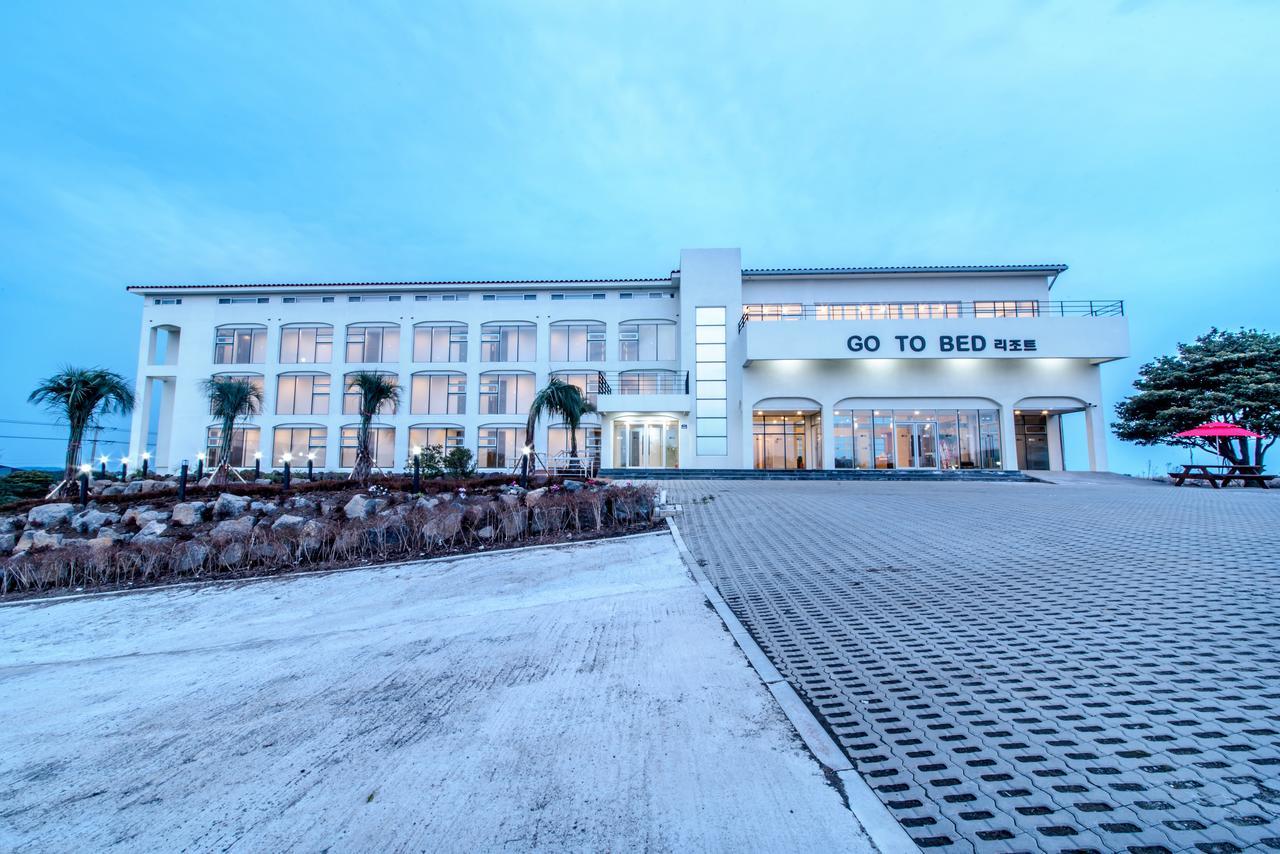 Go To Bed Resort Seogwipo Esterno foto