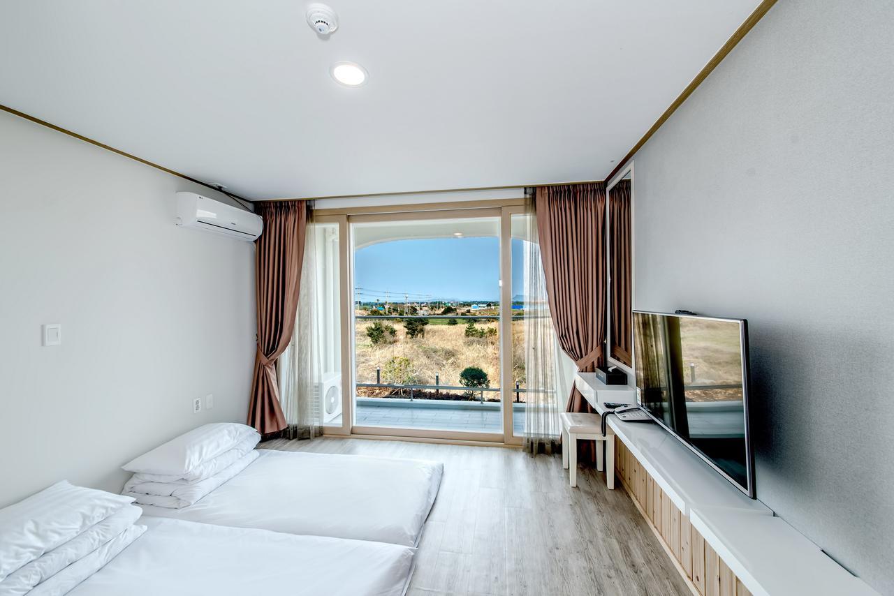 Go To Bed Resort Seogwipo Esterno foto